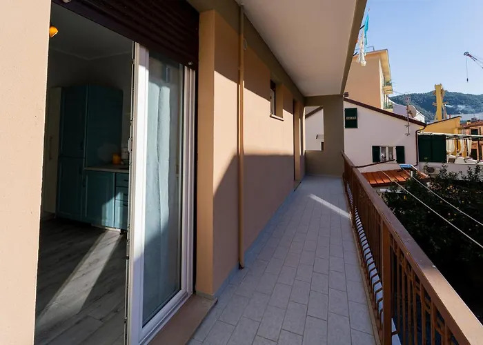 097 - Casa Stella A Riva Trigoso, 300 Metri Da Mare E Spiaggia, Posto Auto Privato Gratis Sestri Levante
