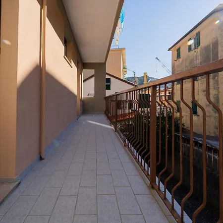 Appartamento 097 - Casa Stella A Riva Trigoso, 300 Metri Da Mare E Spiaggia, Posto Auto Privato Gratis
